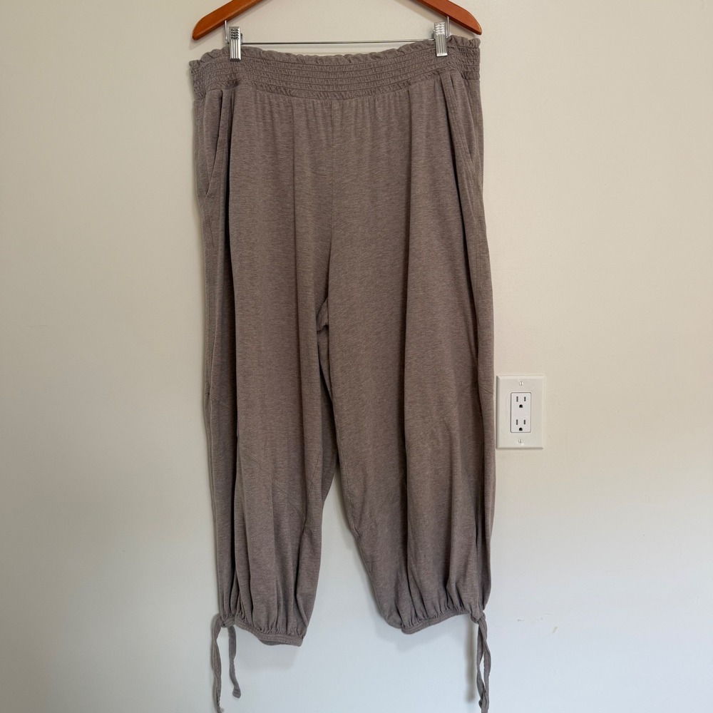 Aerie Smocked Waist Harem Jogger Pants Womens XL Taupe Brown Boho Loungewear
